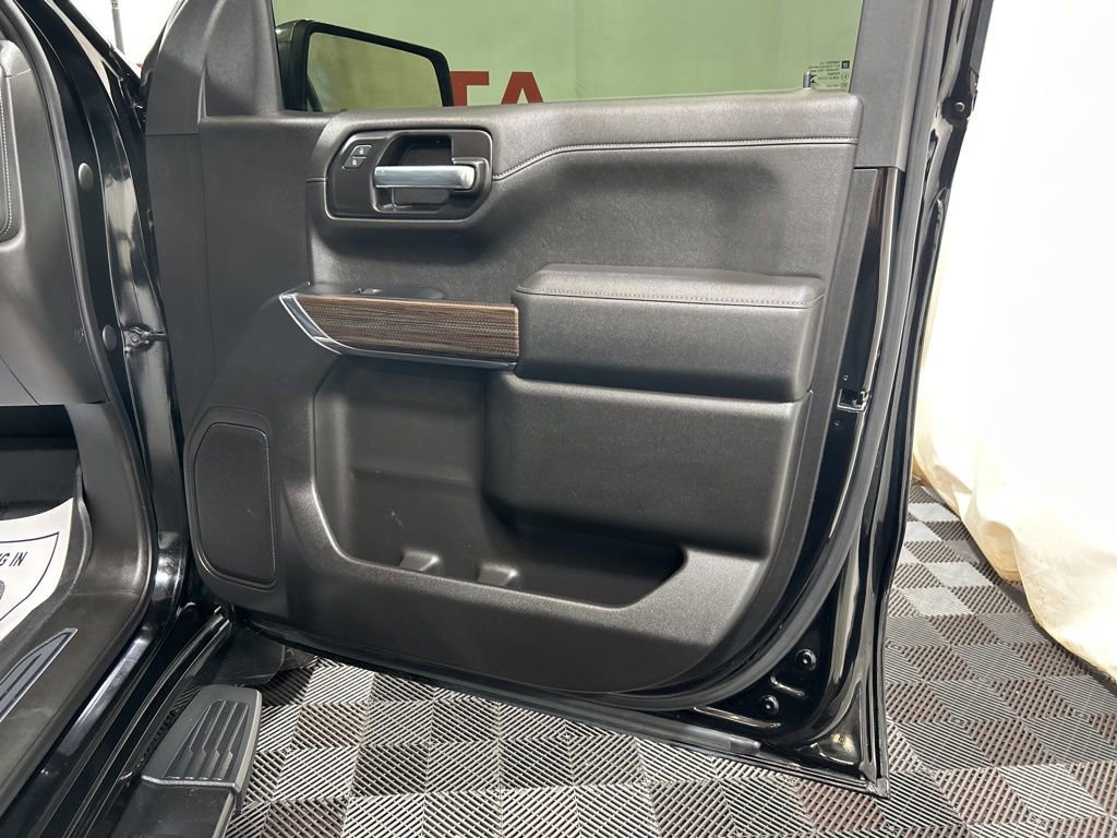 Used 2021 Chevrolet Silverado 1500 LT w/ Bed Protection Package image 8