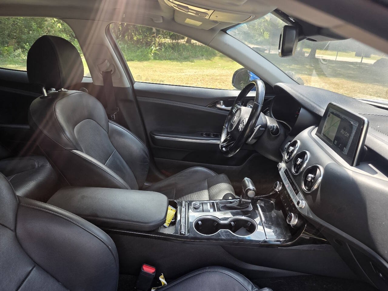 Used 2019 Kia Stinger Premium AWD/4WD image 32