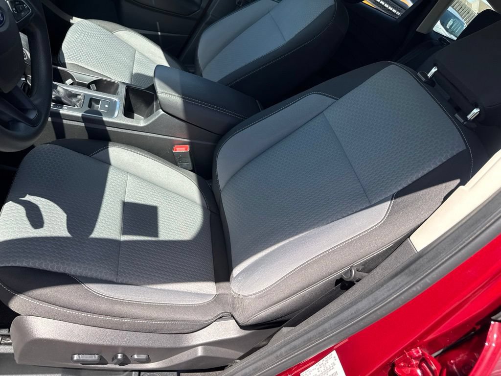 Used 2019 Ford Escape SE FWD image 7