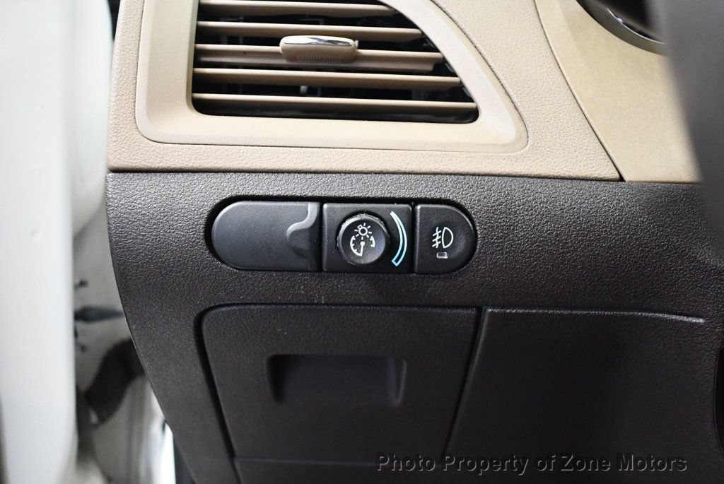 Used 2012 Chevrolet Malibu LTZ FWD image 32