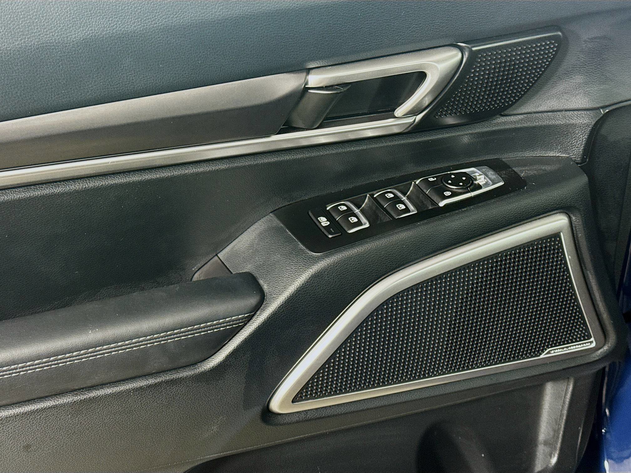 Used 2025 Kia Telluride S image 22