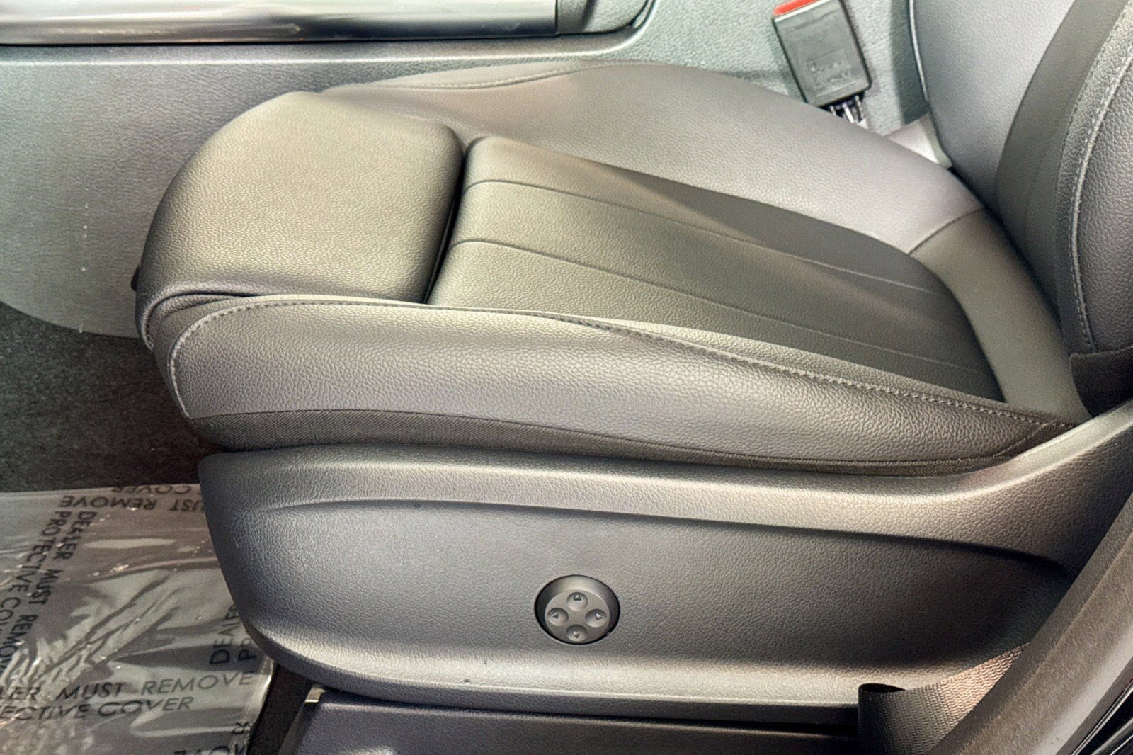 Certified 2025 Mercedes-Benz GLA 250 image 18