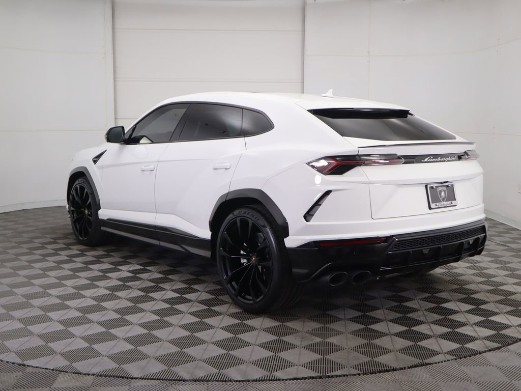 Used 2022 Lamborghini Urus image 7