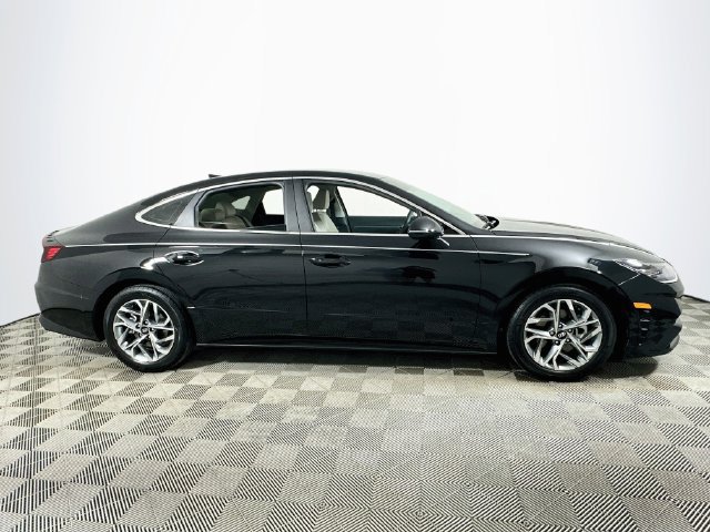 Used 2023 Hyundai Sonata SEL w/ Cargo Package FWD image 2