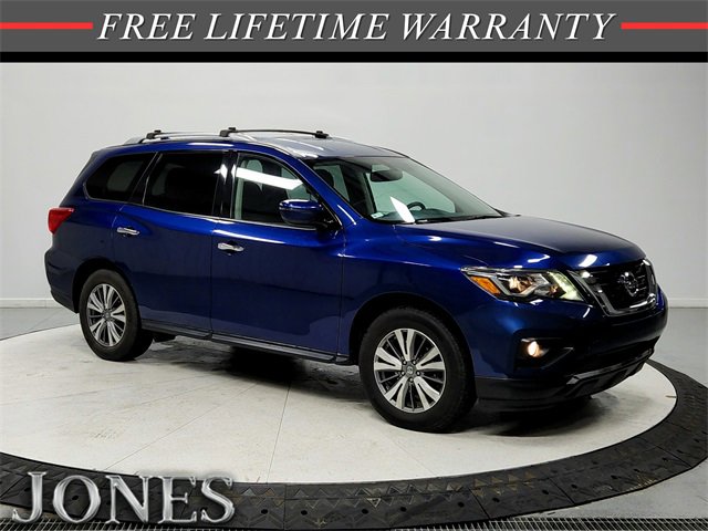 Used 2020 Nissan Pathfinder SV