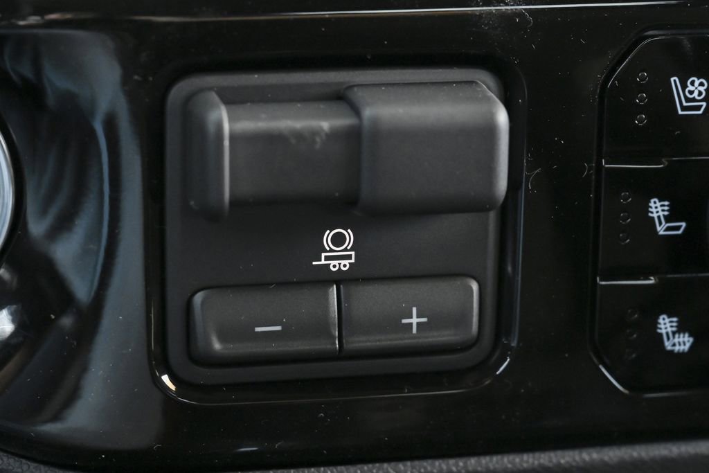 New 2026 Chevrolet Silverado 3500 LTZ w/ LTZ Premium Package image 32