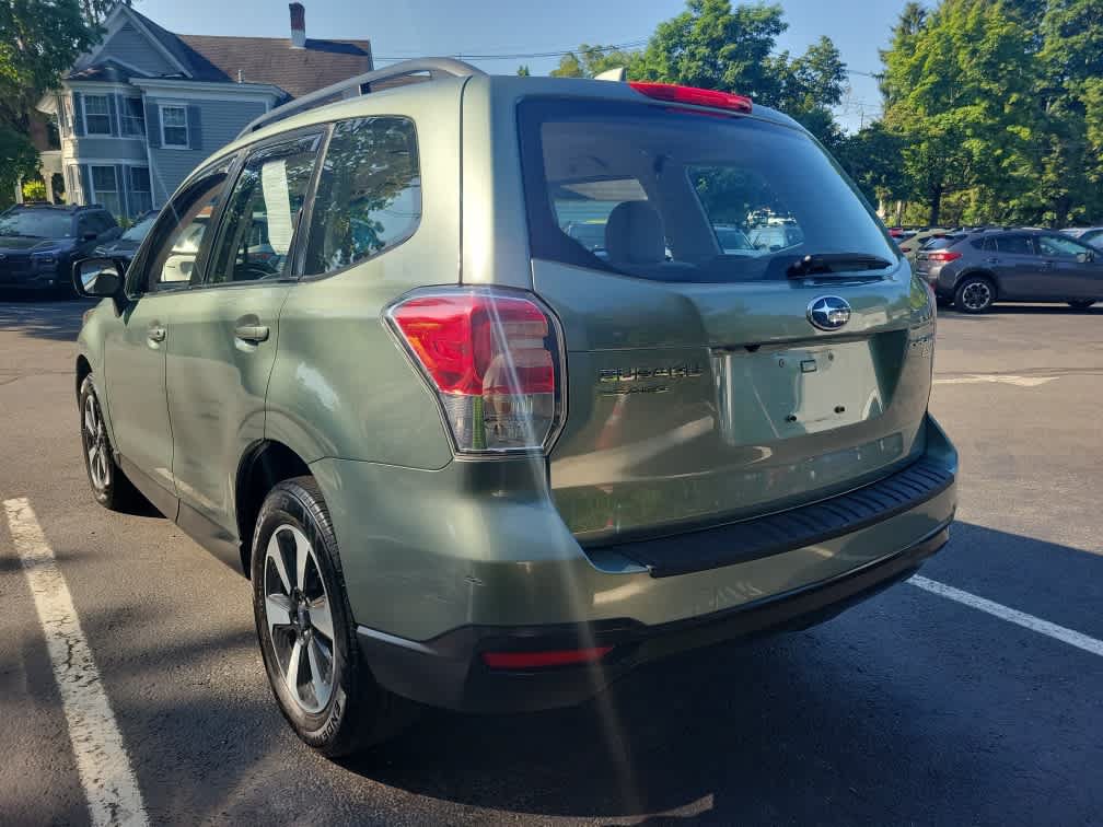 Used 2017 Subaru Forester 2.5i w/ Alloy Wheel Package AWD/4WD image 6