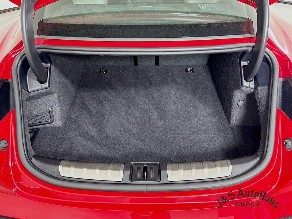 Used 2020 Porsche Taycan Turbo S w/ Premium Package image 34