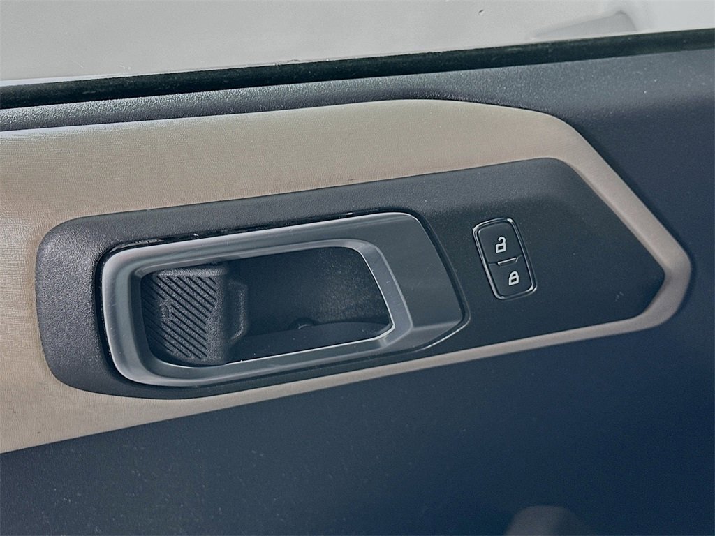 Used 2022 Ford Bronco Wildtrak image 19