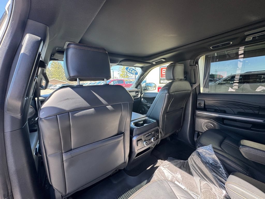 Used 2022 Ford Expedition Platinum AWD/4WD image 49