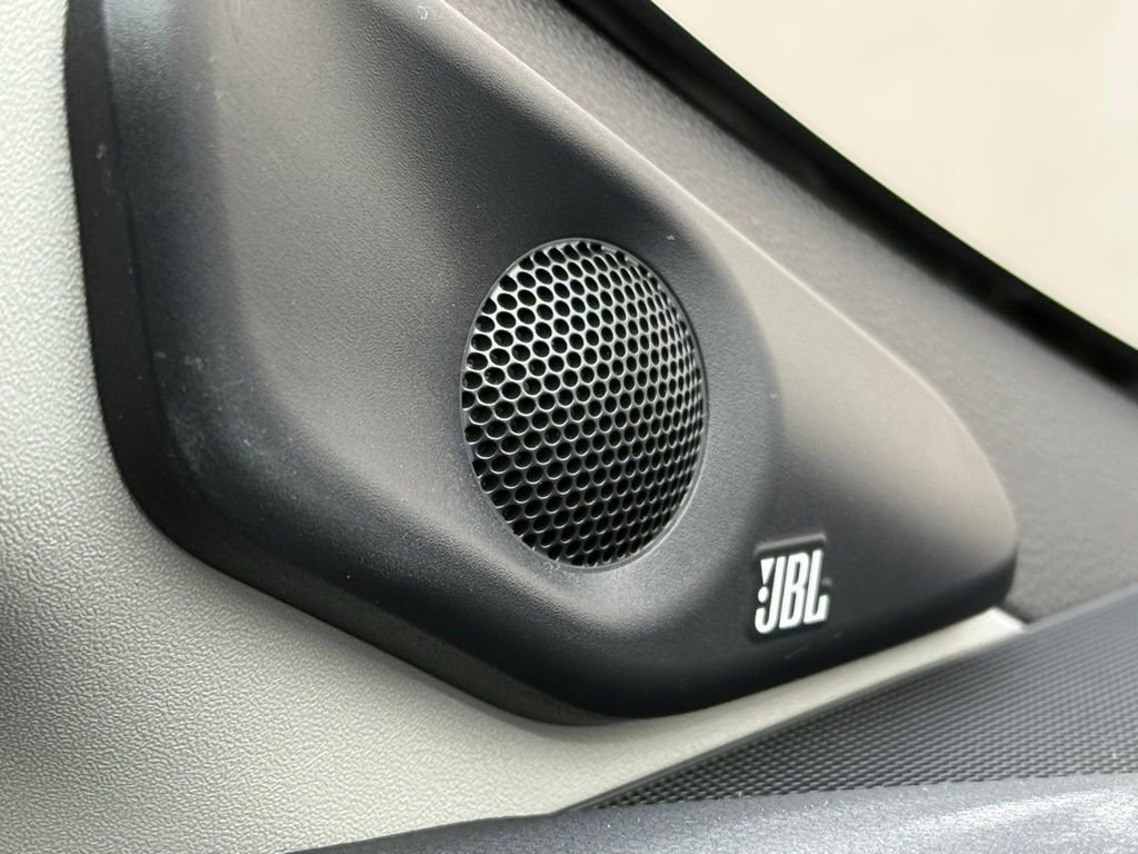 Used 2023 Toyota Prius Prime Premium image 11