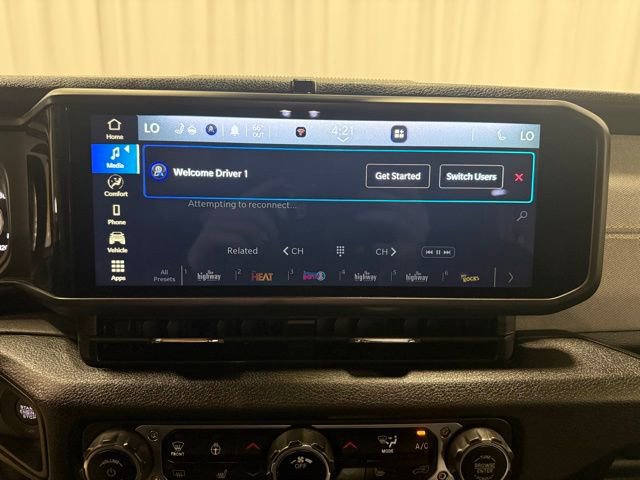 Used 2025 Jeep Wrangler Willys image 20