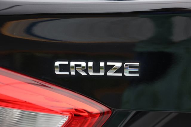 Used 2019 Chevrolet Cruze LT w/ Sun And Sound Package FWD image 45