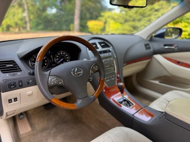 Used 2010 Lexus ES 350 FWD image 11