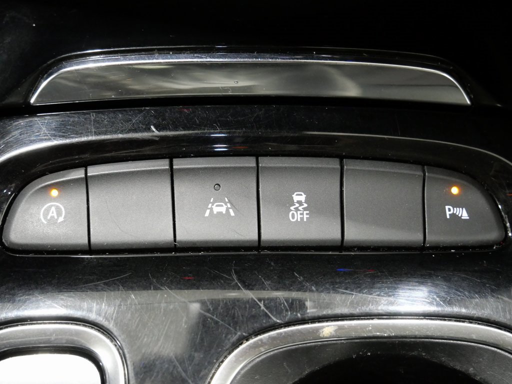 Used 2023 Buick Envision Preferred image 21