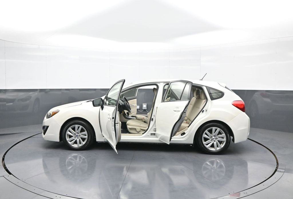 Used 2016 Subaru Impreza 2.0i Premium image 41
