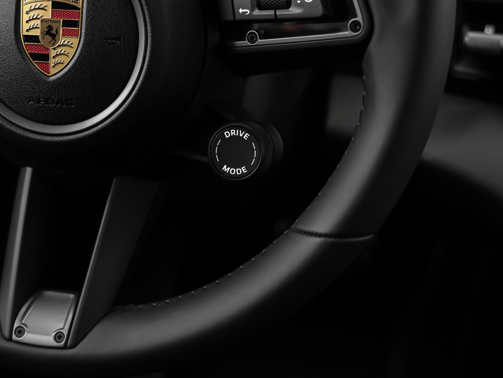 New 2025 Porsche Taycan 4 Cross Turismo image 31