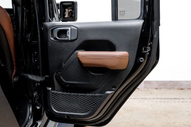 Used 2025 Jeep Gladiator Rubicon w/ Safety Group AWD/4WD image 99