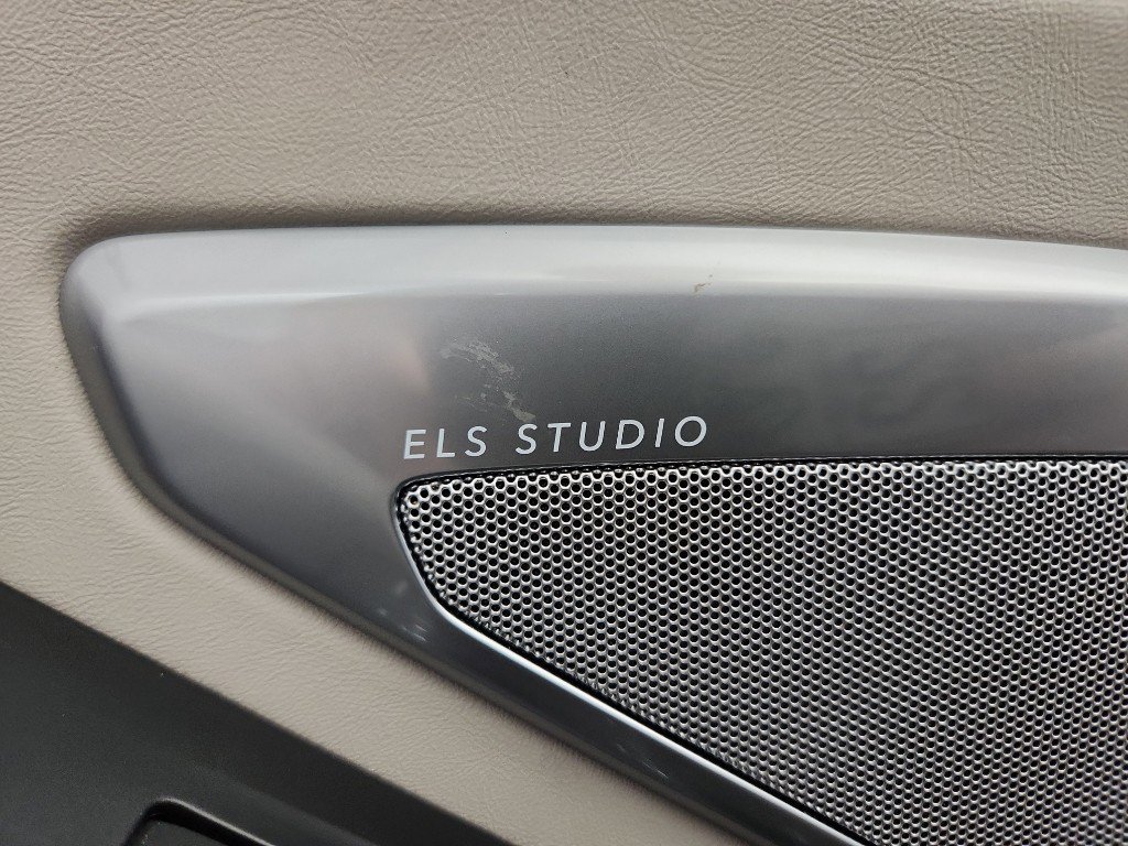 Used 2025 Acura RDX SH-AWD w/ Technology Package image 10