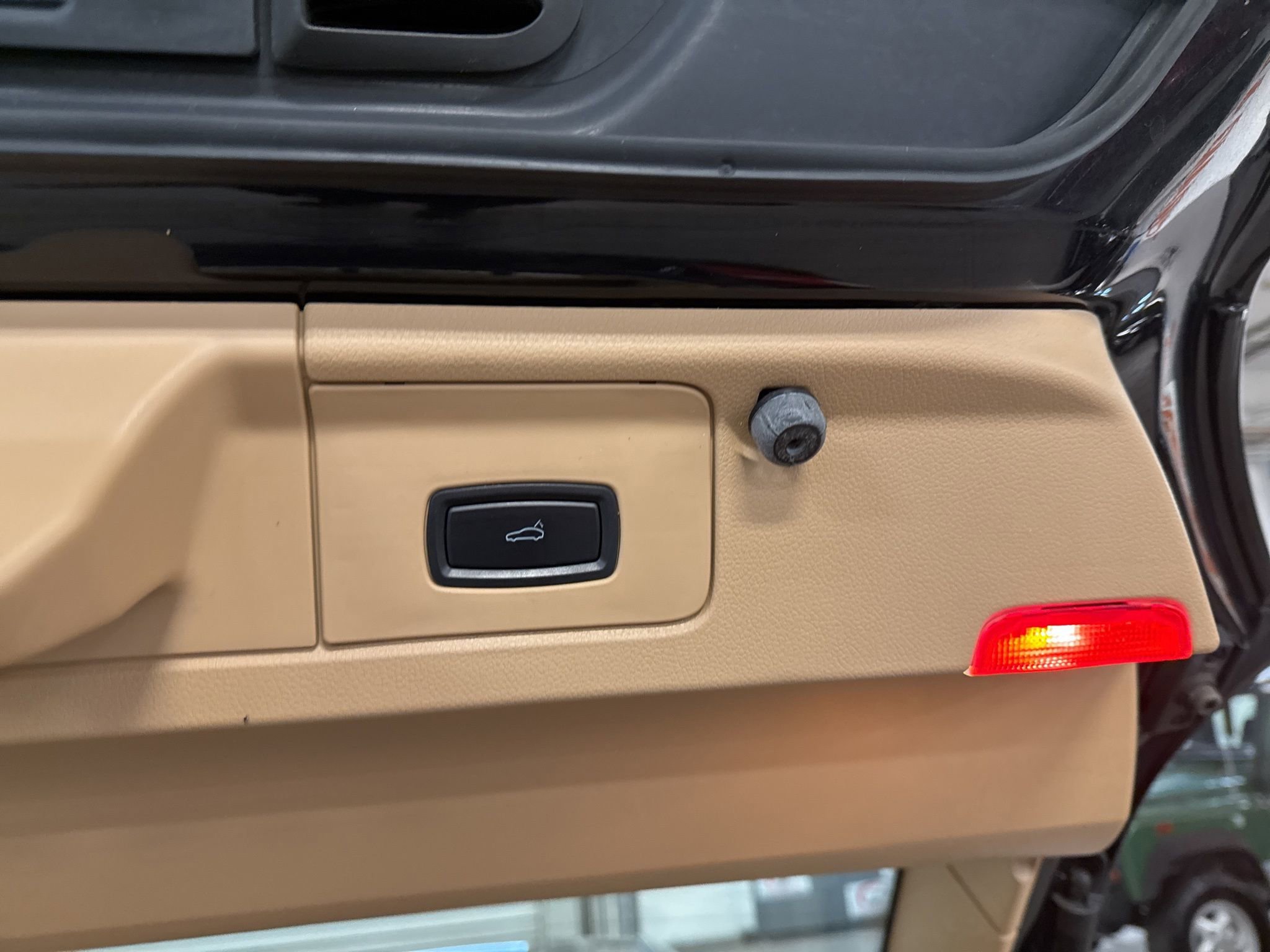 Used 2012 Porsche Panamera S image 6