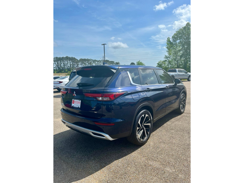 Used 2022 Mitsubishi Outlander SE FWD image 18