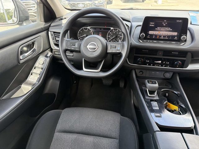 Used 2024 Nissan Rogue SV FWD image 22