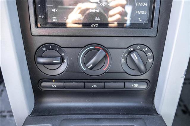 Used 2006 Ford Mustang GT RWD image 16