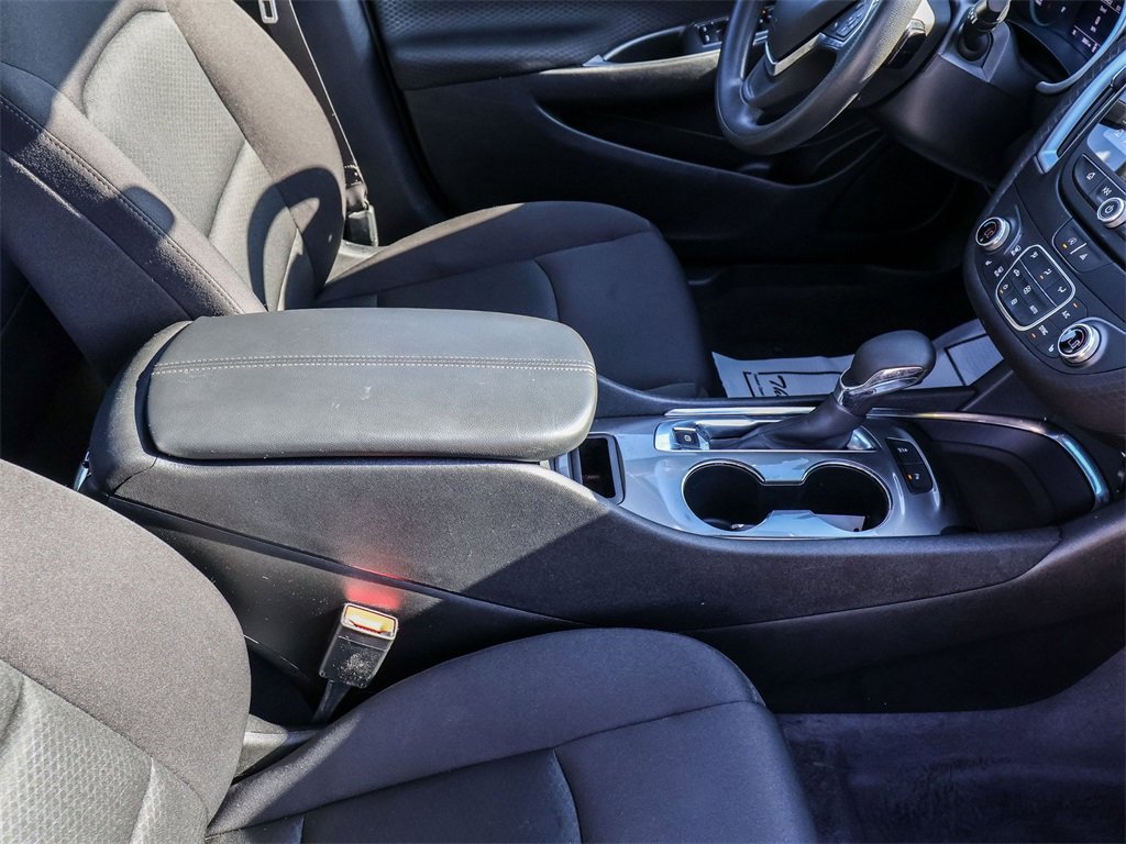 Used 2024 Chevrolet Malibu LT image 18