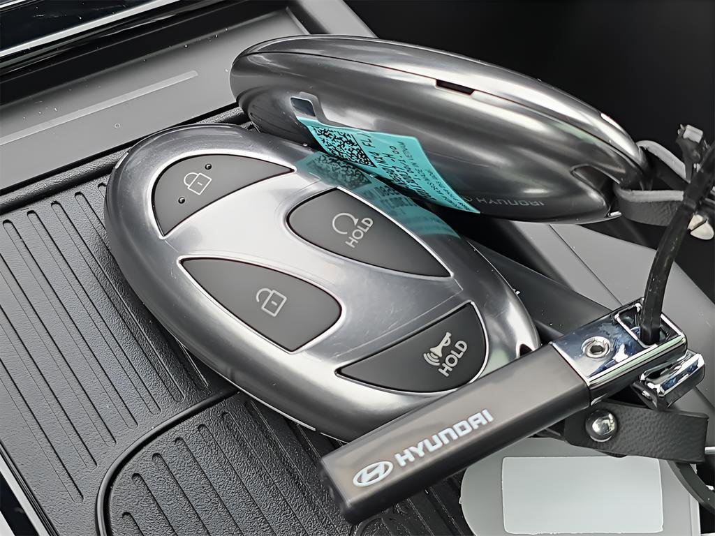 New 2025 Hyundai Tucson Limited FWD image 31