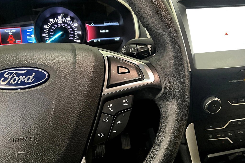 Used 2019 Ford Edge SEL image 12