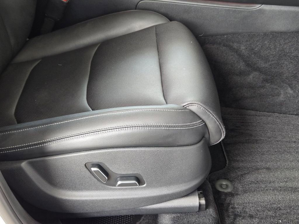 Used 2026 Genesis GV70 2.5T image 27