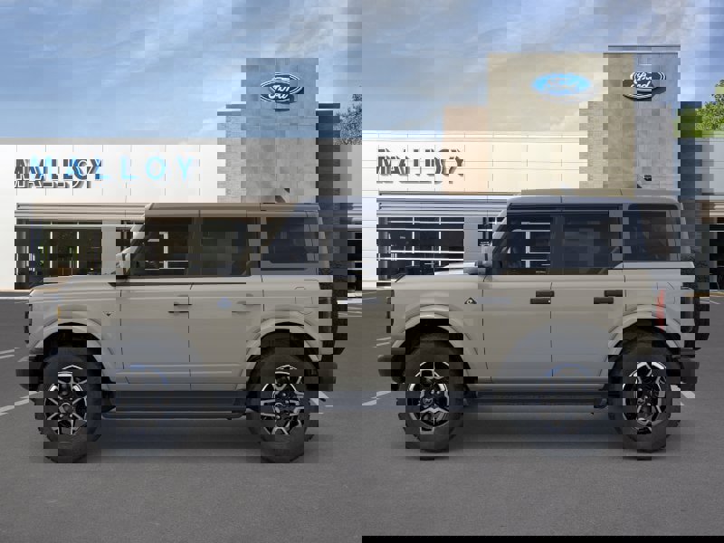 New 2026 Ford Bronco Outer Banks image 3