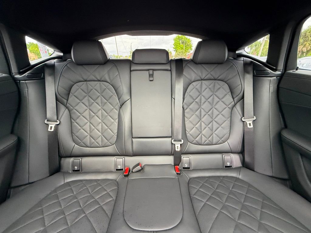 Used 2026 BMW X6 xDrive40i w/ Climate Comfort Package image 18