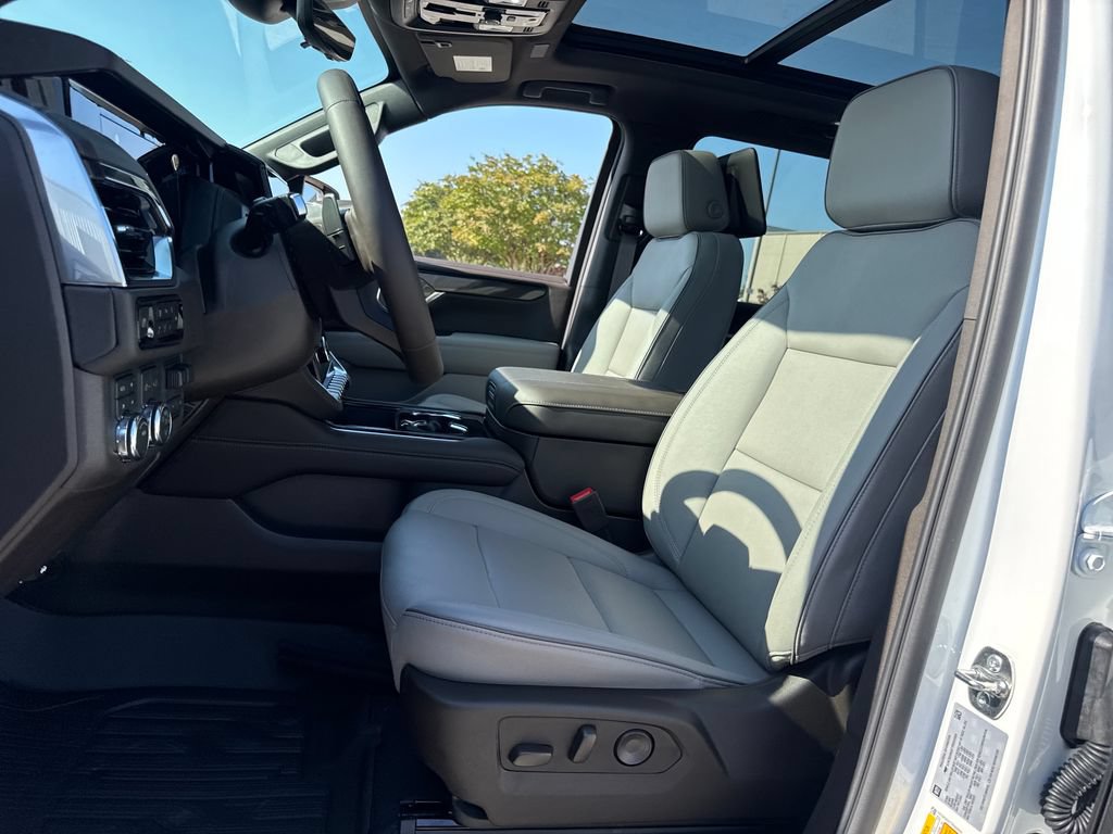 New 2026 GMC Yukon XL Elevation AWD/4WD image 14