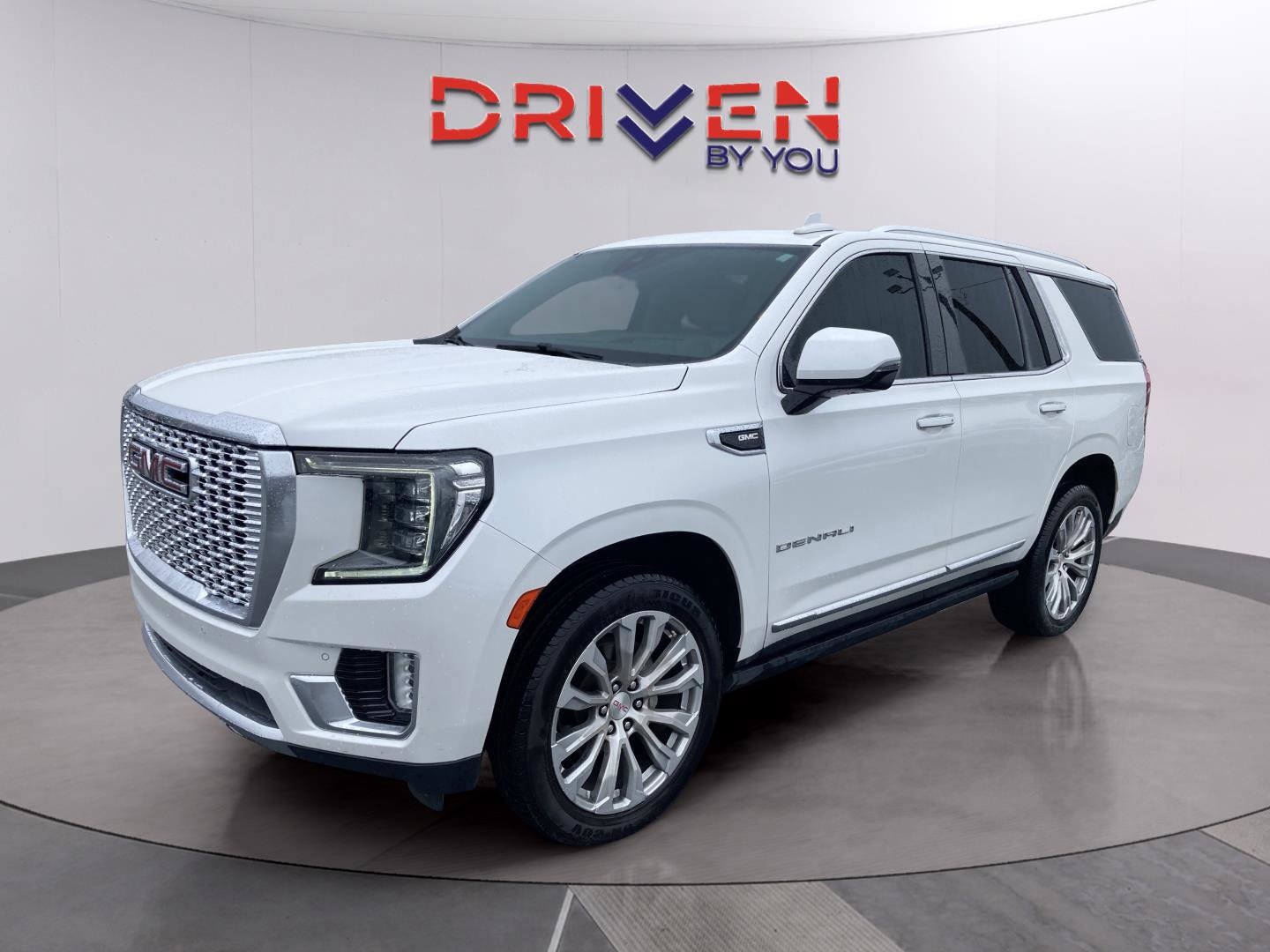 Used 2022 GMC Yukon Denali image 2