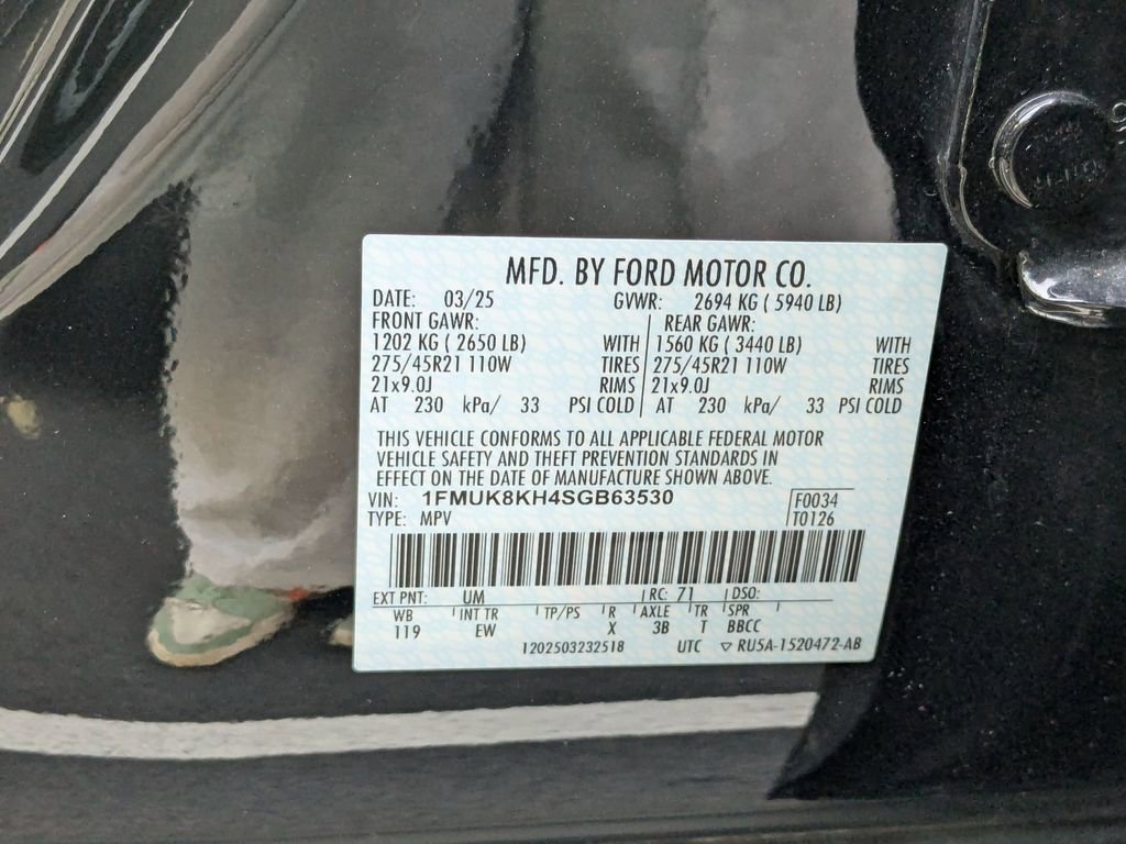 Used 2025 Ford Explorer ST-Line w/ ST-Line Street Pack AWD/4WD image 36