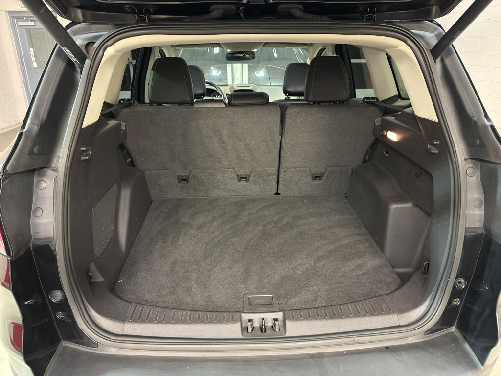 Used 2018 Ford Escape Titanium image 32