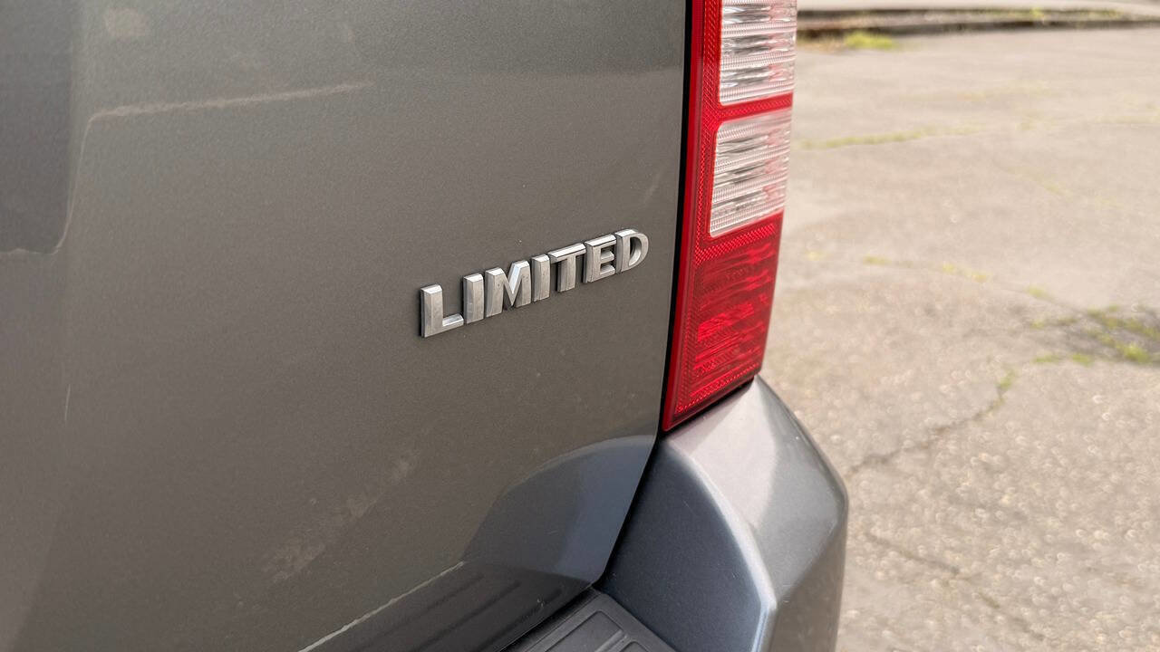 Used 2012 Jeep Patriot Limited w/ Sun/Sound Group AWD/4WD image 43