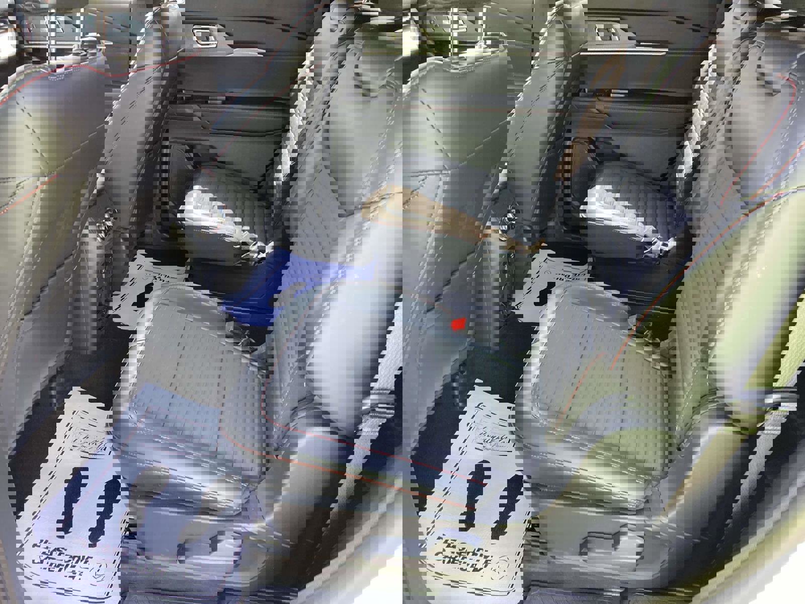 Used 2025 Ford Explorer ST-Line w/ Premium Package image 17