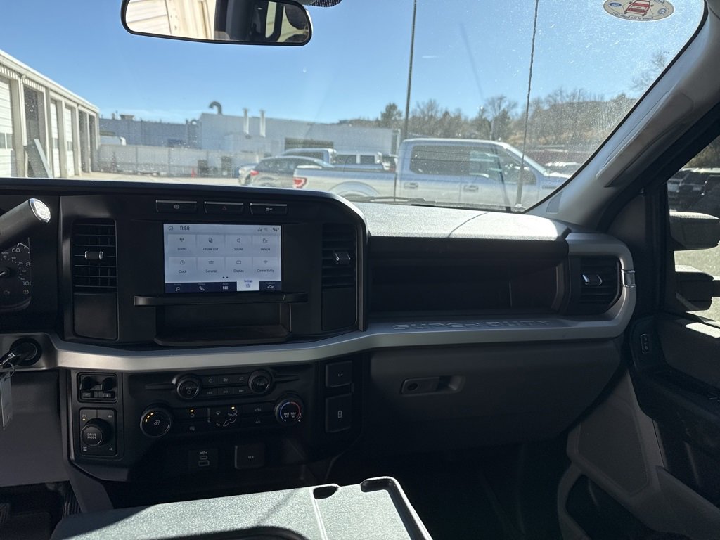 Used 2023 Ford F250 XL image 16