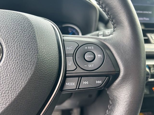 Certified 2022 Toyota RAV4 XSE AWD/4WD image 21