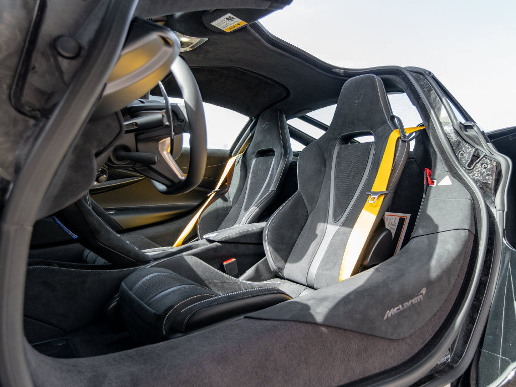 New 2027 McLaren 750S RWD image 12