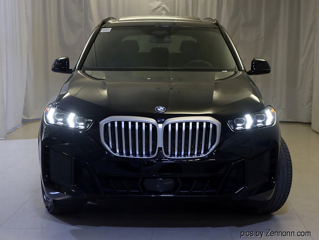 Used 2026 BMW X5 xDrive50e w/ Executive Package image 5
