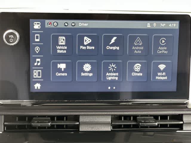 Used 2025 Honda Prologue Touring image 14