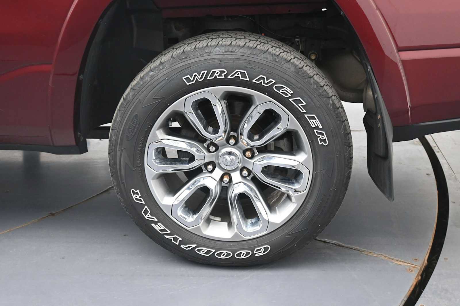 Used 2022 RAM 1500 Laramie w/ Sport Appearance Package AWD/4WD image 5