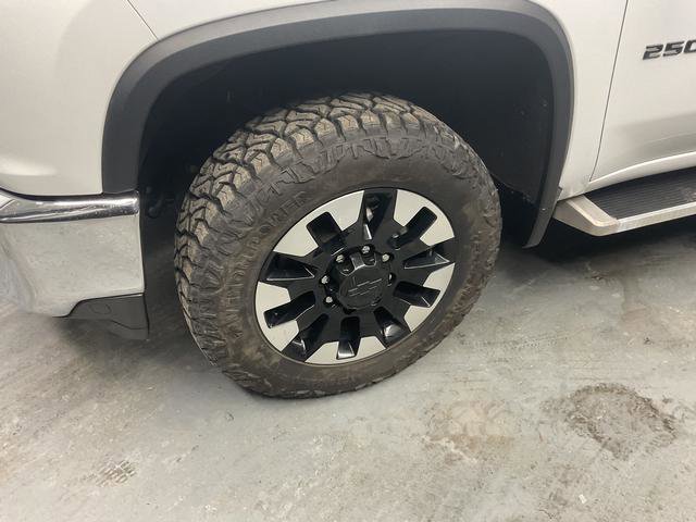 Used 2020 Chevrolet Silverado 2500 LT w/ All Star Edition image 6