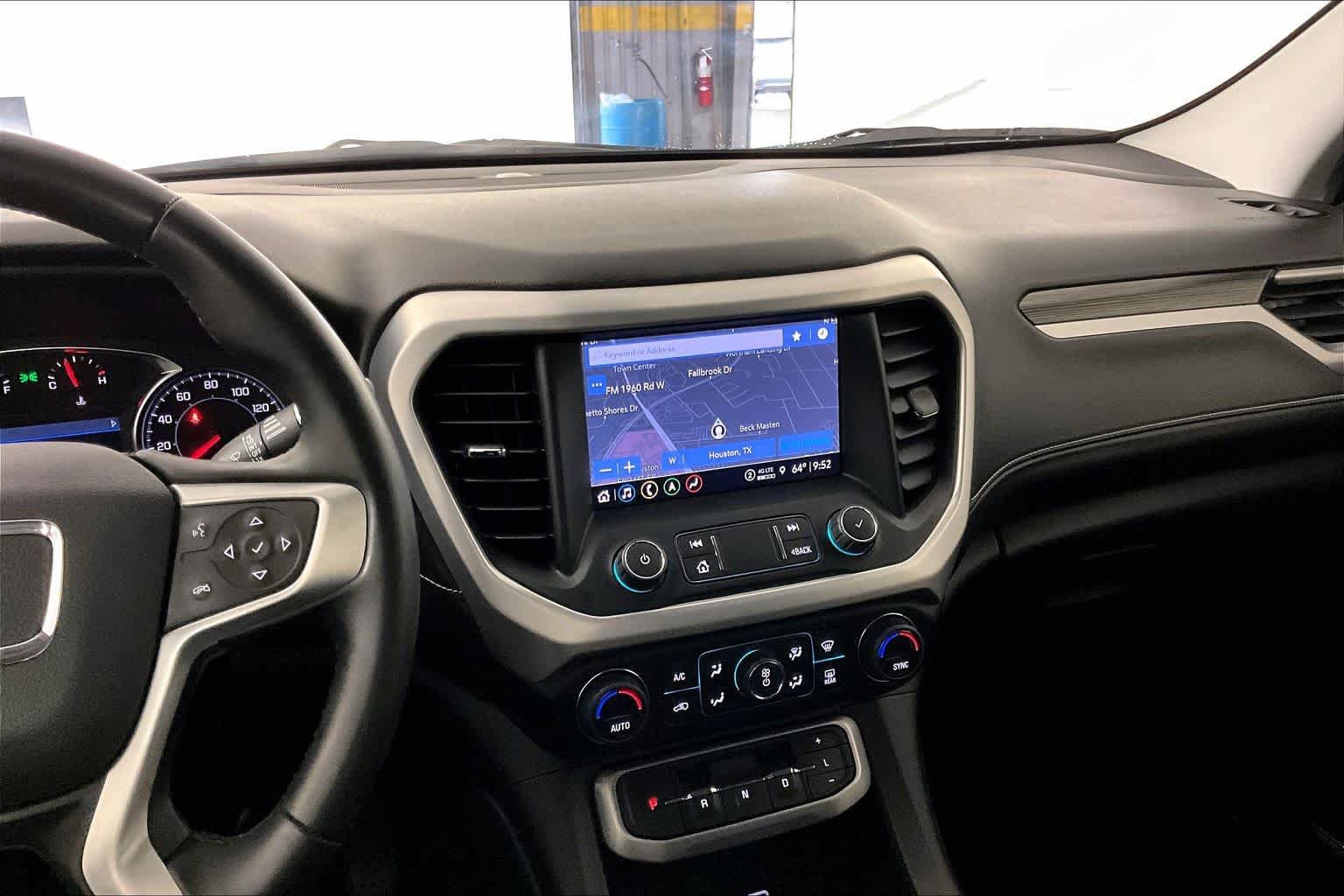 Certified 2023 GMC Acadia SLT w/ Elevation Edition FWD image 7