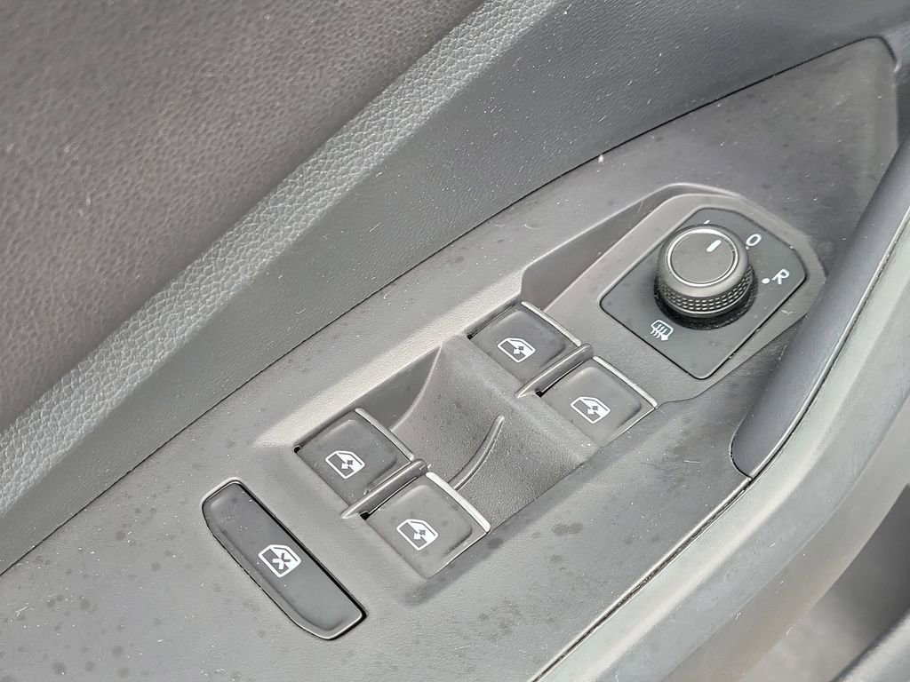 Used 2024 Volkswagen Jetta Sport image 17