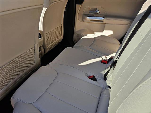 New 2026 Mercedes-Benz GLB 250 image 15