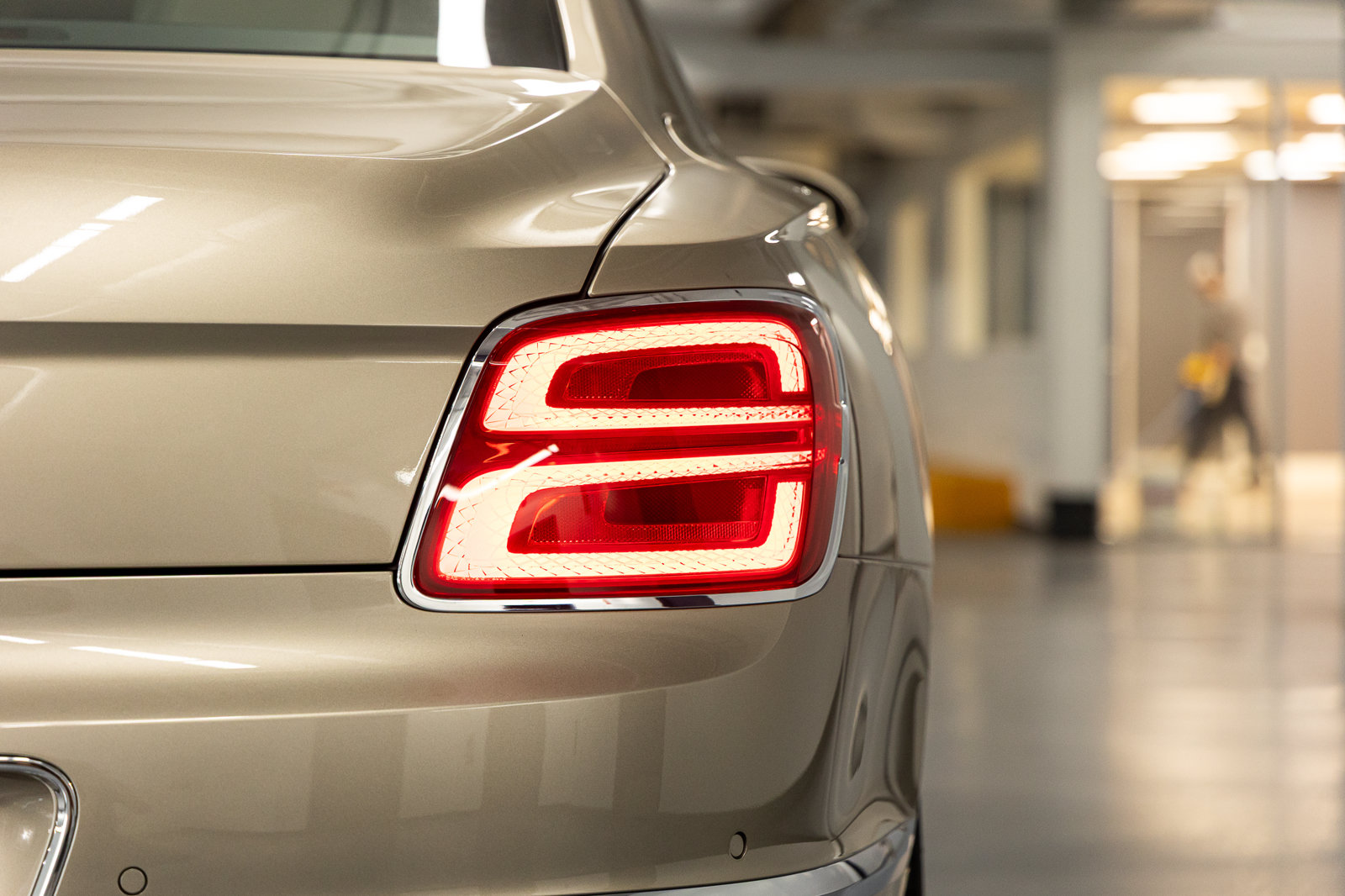 Certified 2026 Bentley Flying Spur V8 AWD/4WD image 22